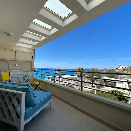 Casa Vacanze La Balena2 Capo dʼOrlando Extérieur photo